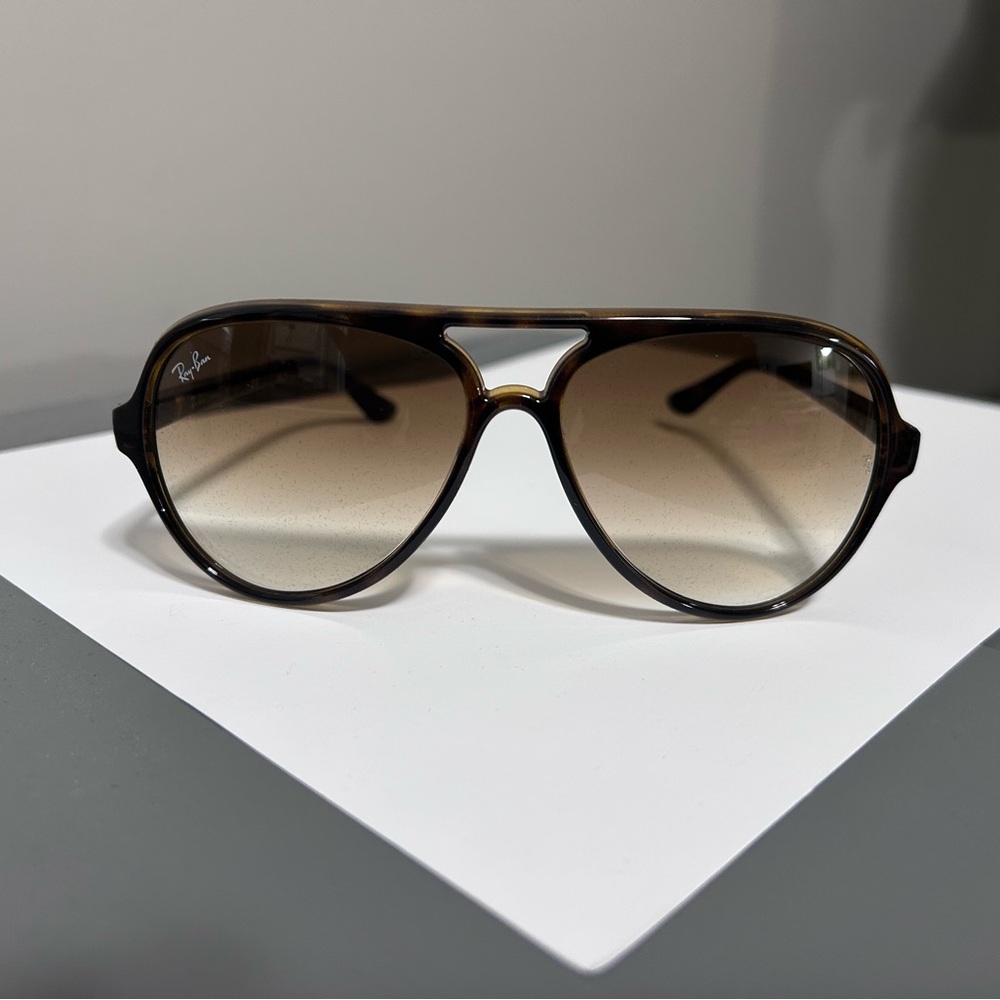 Ray-Ban Classic Light Havana clear gradient brown Sunglasses